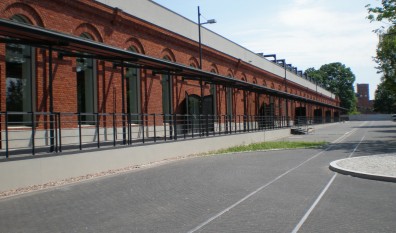 Renowacja cegły, czyszczenie